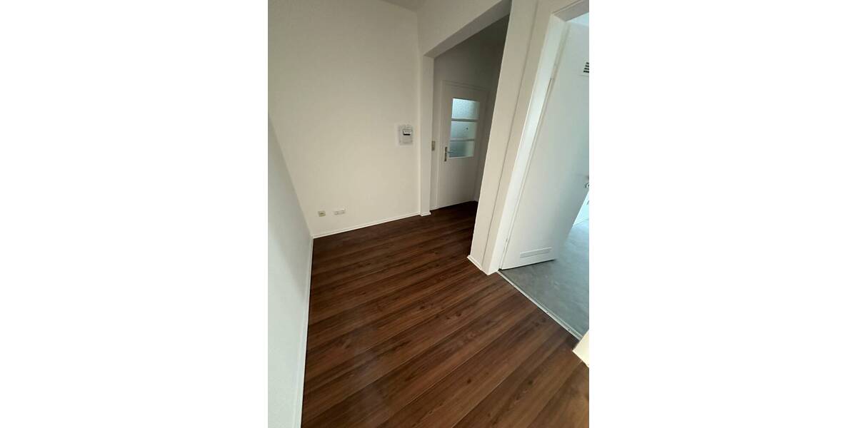 Etagenwohnung Wilhelmshaven Innenstadt - 2 Zimmer, 68 m&sup2;, 415&euro; | Angebot:25696197