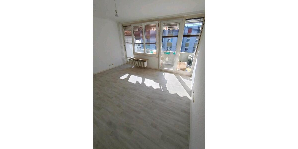 Etagenwohnung Würzburg Heuchelhof - 1 Zimmer, 36 m&sup2;, 957&euro; | Angebot:25376284