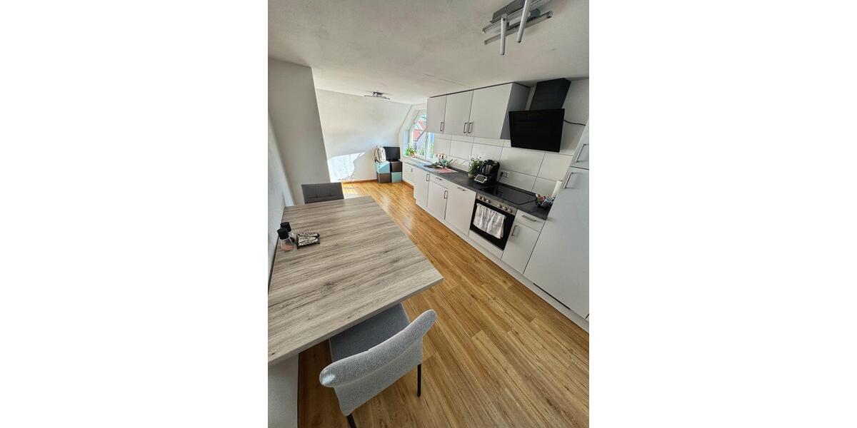 Dachgeschoßwohnung Igersheim - 2 Zimmer, 58 m&sup2;, 550&euro; | Angebot:24741598