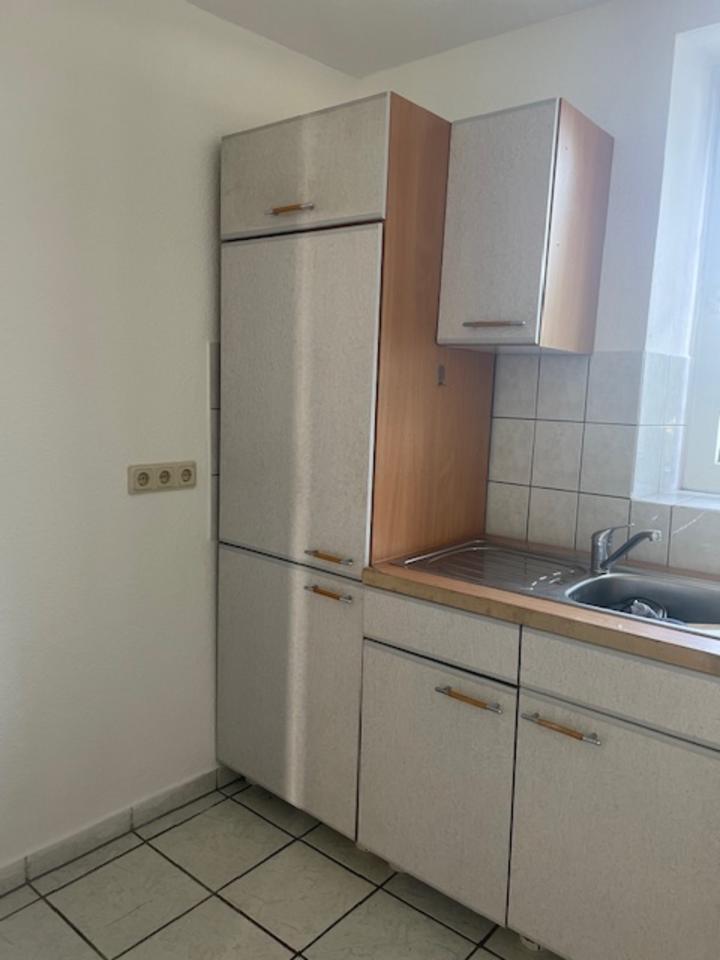 Helle gemutliche 3 ZKW Wohnung zimmer