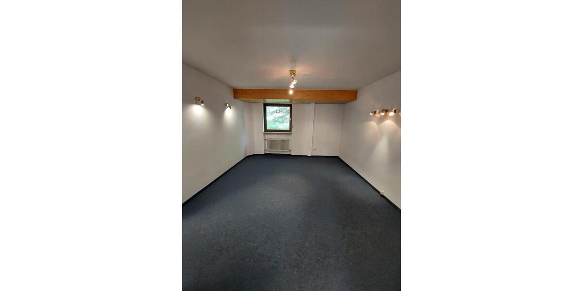 Gewerbeobjekt Marktredwitz - 1.300&euro; | Angebot:17109952