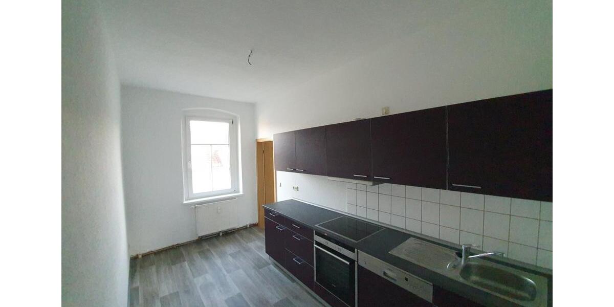 Renovierte, helle 3-Raum-Wohnung mit Einbauküche 3 zimmer