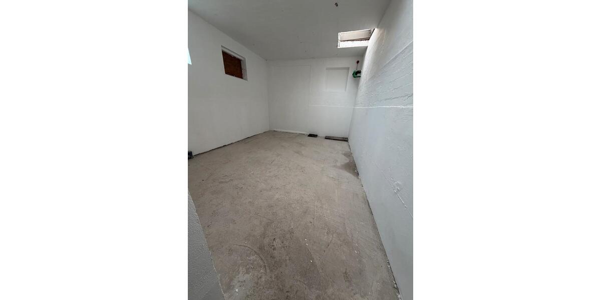 Gewerbeobjekt Lübeck Sankt Lorenz Nord - 2.500&euro; | Angebot:23861692