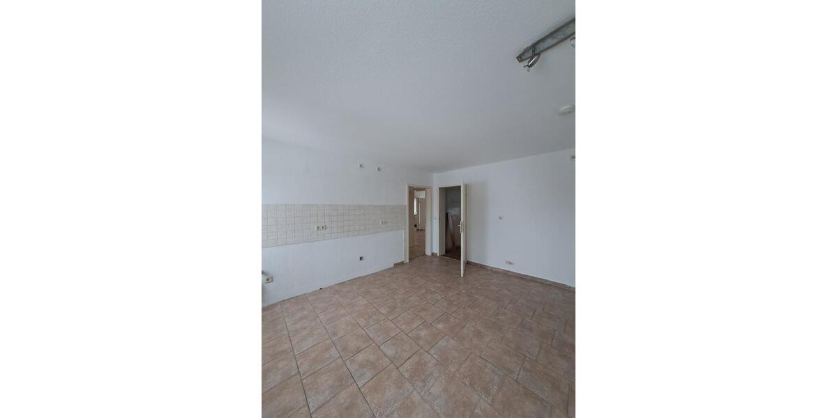 Etagenwohnung Schönhausen (Elbe) - 3 Zimmer, 71 m&sup2;, 378&euro; | Angebot:24963400