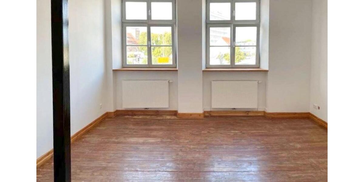 Stilvolle Wohnung in saniertem Altbau mit großer Sonnenterrasse 4 zimmer