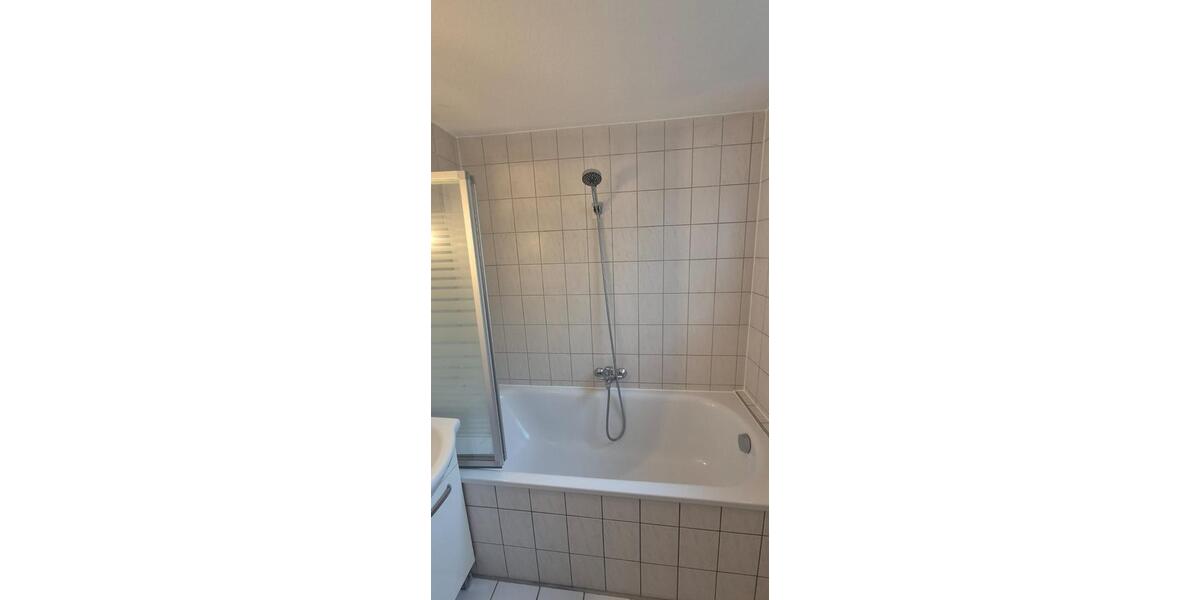 Etagenwohnung Mainz Finthen - 3 Zimmer, 70 m&sup2;, 840&euro; | Angebot:26544372