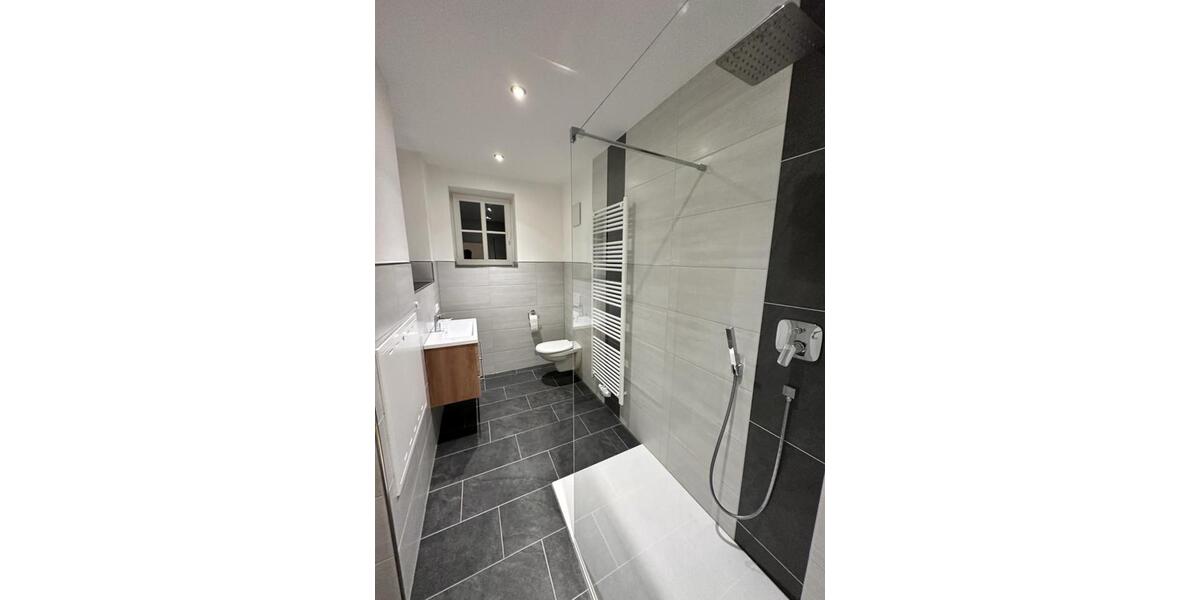 Hochparterre Bad Windsheim - 2 Zimmer, 63 m&sup2;, 690&euro; | Angebot:25842104