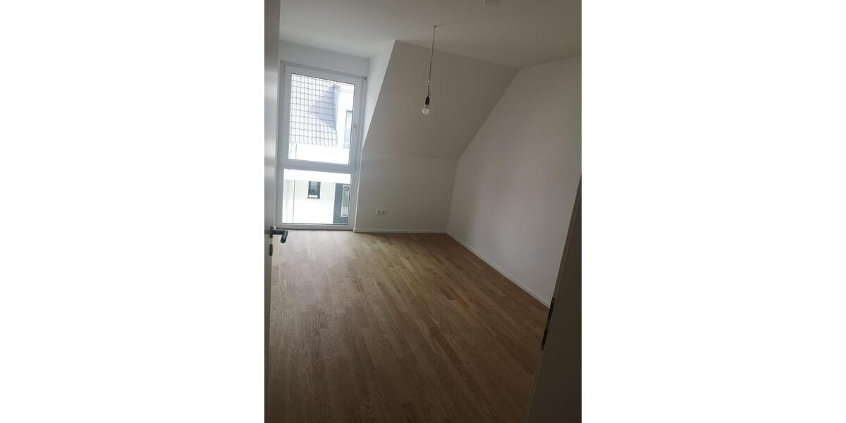 Reihenhaus Endingen am Kaiserstuhl - 4 Zimmer, 122 m&sup2;, 1.700&euro; | Angebot:24374049