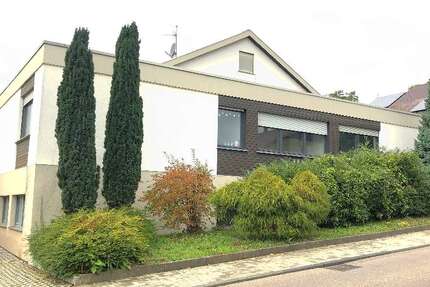 Büro in Bretten 1.580 € 117 m² zimmer