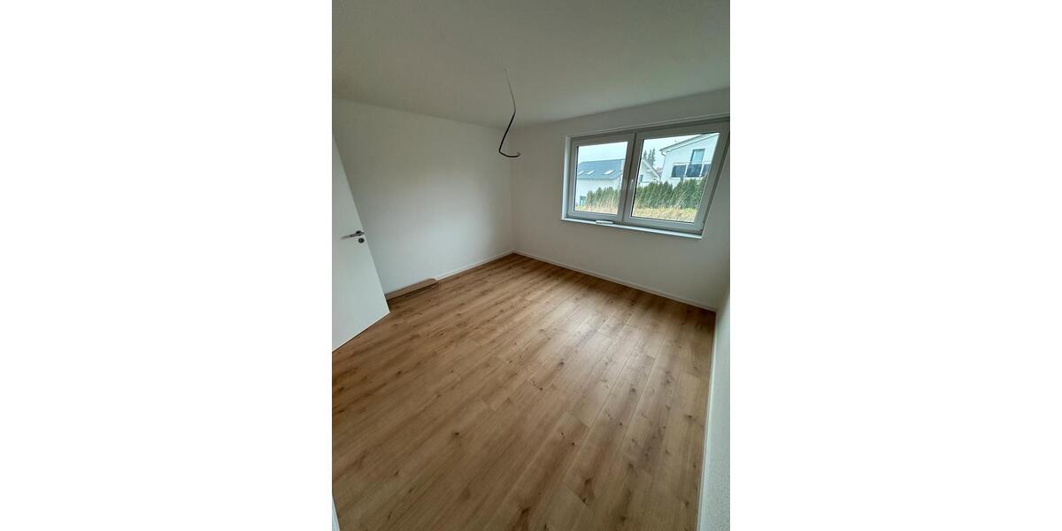 Erdgeschoßwohnung Rottenburg am Neckar - 3 Zimmer, 70 m&sup2;, 1.200&euro; | Angebot:24816025