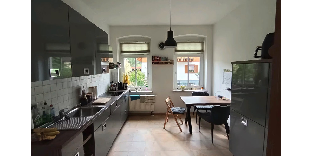 Erdgeschoßwohnung Werdau - 3 Zimmer, 81 m&sup2;, 552&euro; | Angebot:24361434