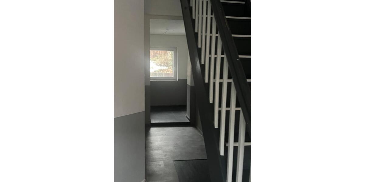 Reihenhaus Sondershausen - 4 Zimmer, 80 m&sup2;, 520&euro; | Angebot:24787247