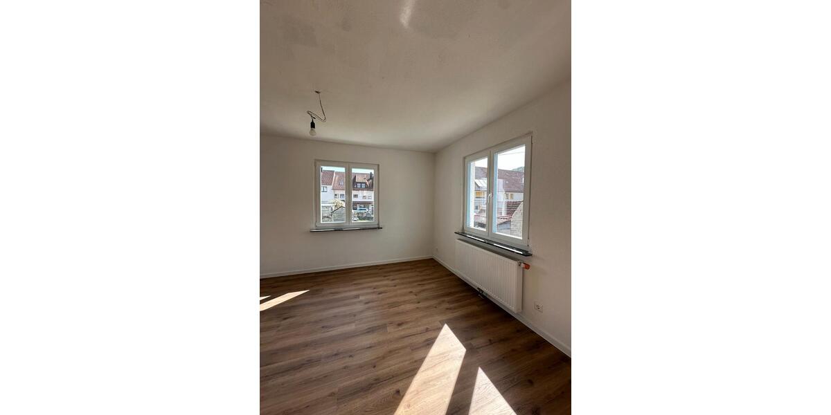 Einfamilienhaus Burladingen - 6 Zimmer, 120 m&sup2;, 1.200&euro; | Angebot:26526991
