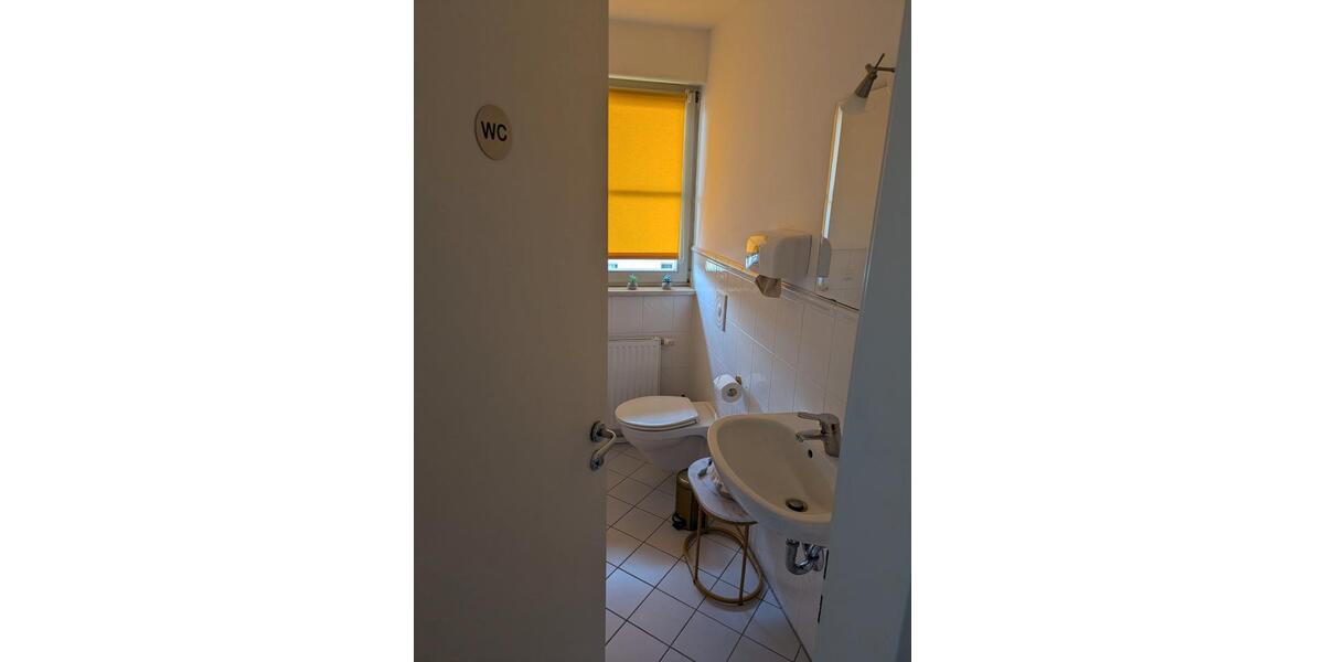 Etagenwohnung Taufkirchen - 1 Zimmer, 13 m&sup2;, 150&euro; | Angebot:26115386
