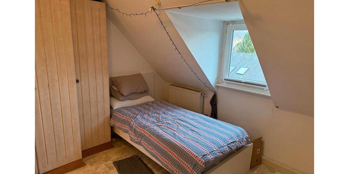Dachgeschoßwohnung Prüm - 3 Zimmer, 75 m&sup2;, 590&euro; | Angebot:26030656