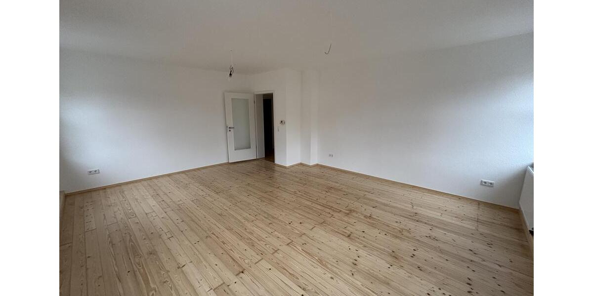 Etagenwohnung Dinkelsbühl - 3 Zimmer, 95 m&sup2;, 990&euro; | Angebot:25752509