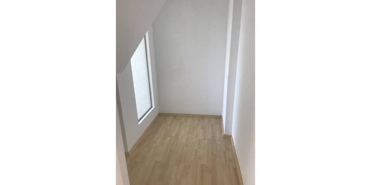 Etagenwohnung Mittweida - 2 Zimmer, 70 m&sup2;, 430&euro; | Angebot:26015683