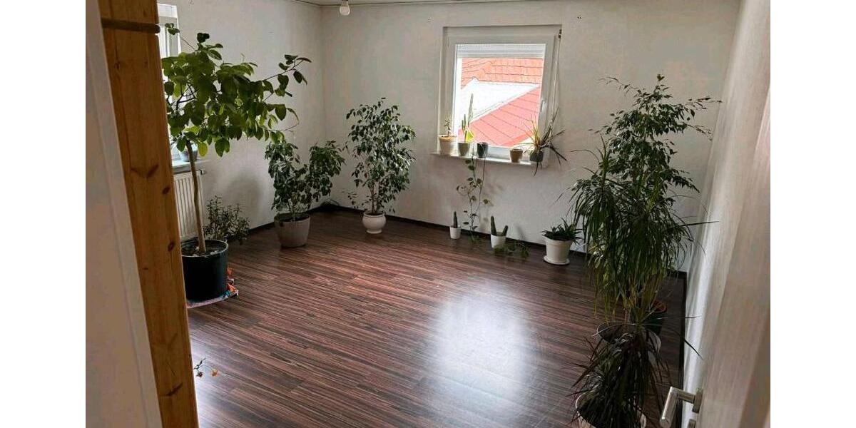 Etagenwohnung Weißbach - 3 Zimmer, 70 m&sup2;, 950&euro; | Angebot:26497847