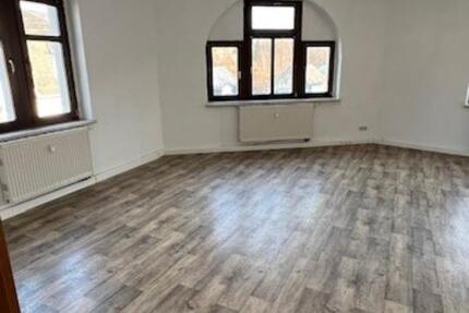 Wohnung Olbernhau - 2 Zimmer, 81 m&sup2;, 399&euro; | Angebot:25782382