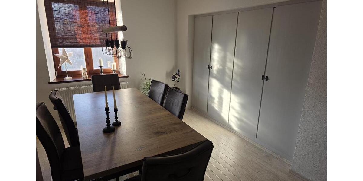 Etagenwohnung Bernburg (Saale) - 4 Zimmer, 145 m&sup2;, 1.150&euro; | Angebot:24678872