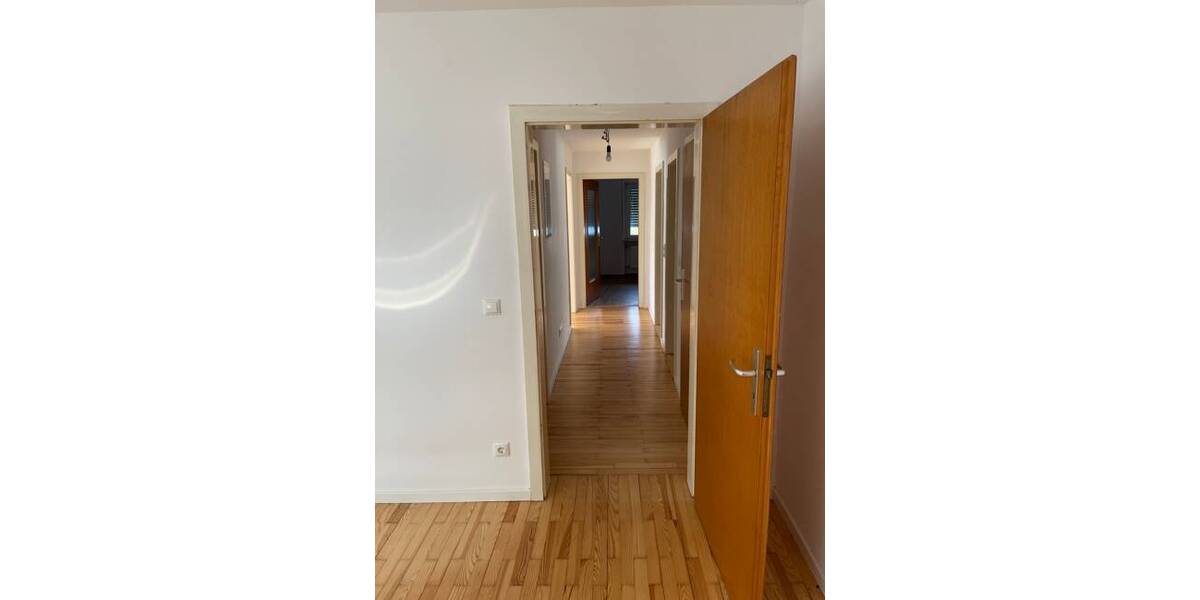 Etagenwohnung Erlangen / Eltersdorf Eltersdorf - 3 Zimmer, 73 m&sup2;, 1.075&euro; | Angebot:26161385