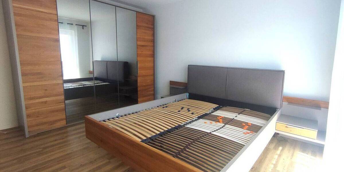 Einfamilienhaus Oberreichenbach - 5 Zimmer, 177 m&sup2;, 2.800&euro; | Angebot:26657299