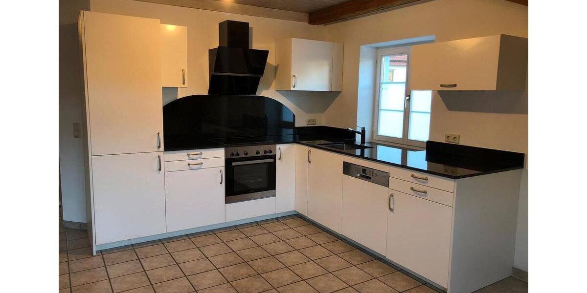 Dachgeschoßwohnung Waldshut-Tiengen Tiengen - 4 Zimmer, 110 m&sup2;, 800&euro; | Angebot:26364851