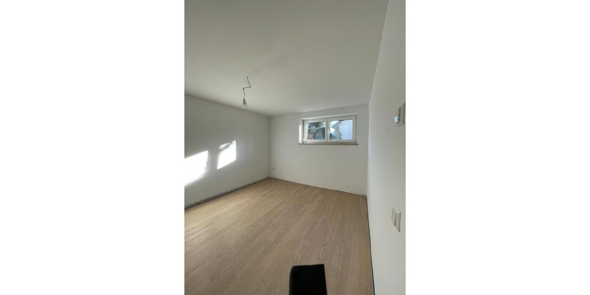 3-Zimmer-Wohnung im Souterrain in Hilpoltstein (Erstbezug) 3 zimmer