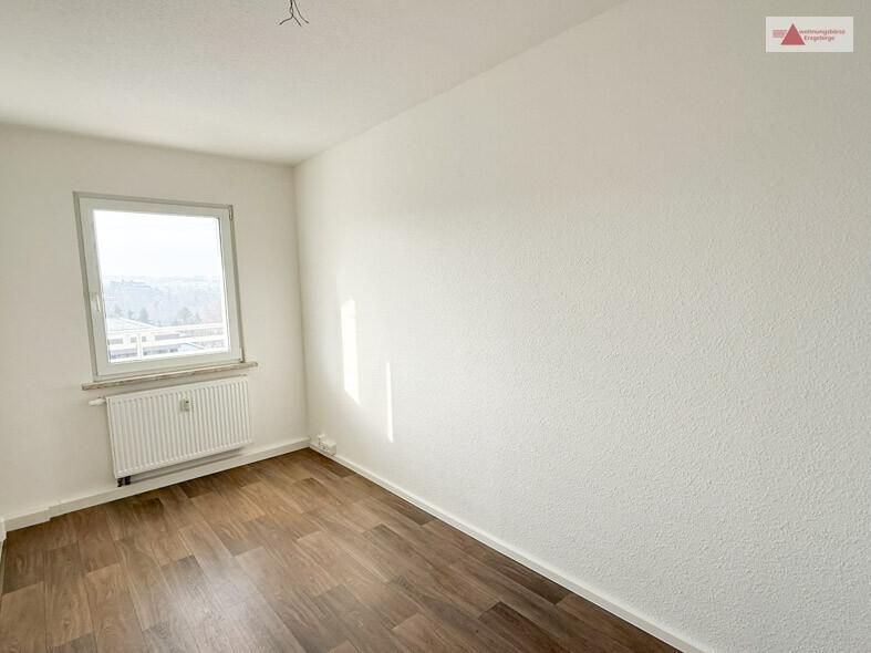 Etagenwohnung Annaberg-Buchholz Buchholz - 4 Zimmer, 79 m&sup2;, 477&euro; | Angebot:24673874