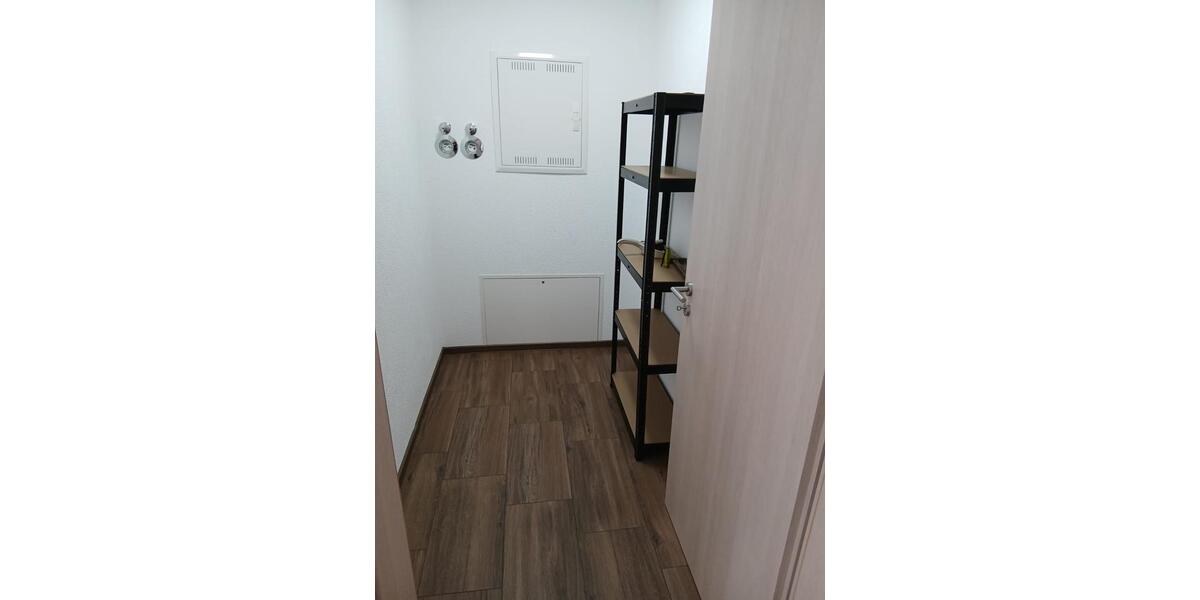 Etagenwohnung Ravenstein - 3 Zimmer, 90 m&sup2;, 1.200&euro; | Angebot:26490482