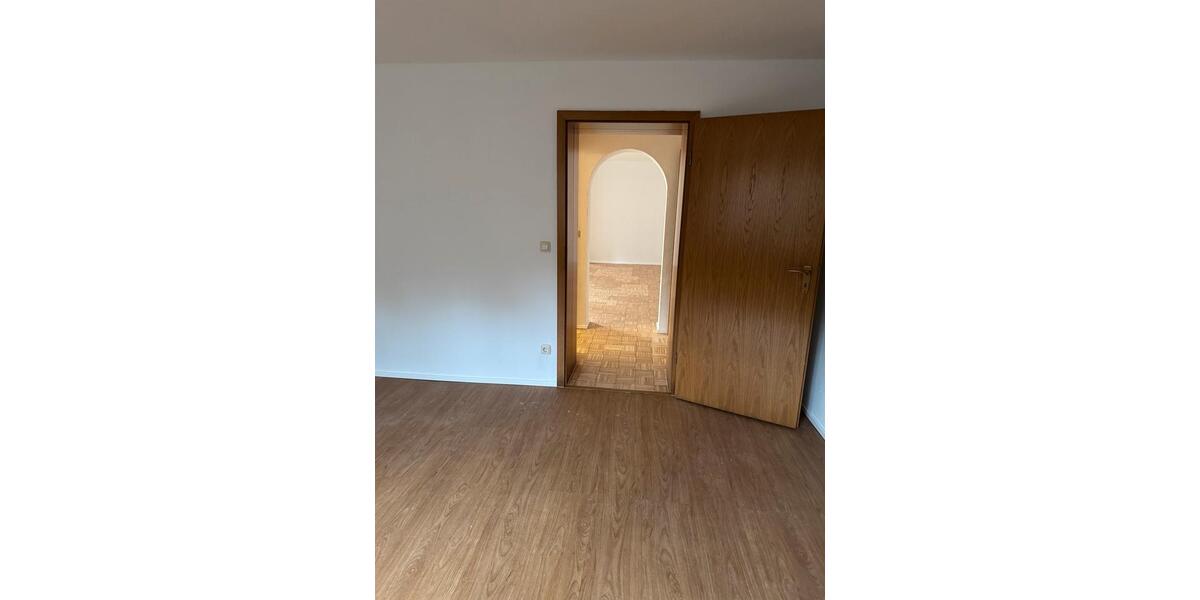 Erdgeschoßwohnung Essen Stadtbezirk IV - 2 Zimmer, 74 m&sup2;, 790&euro; | Angebot:26522793