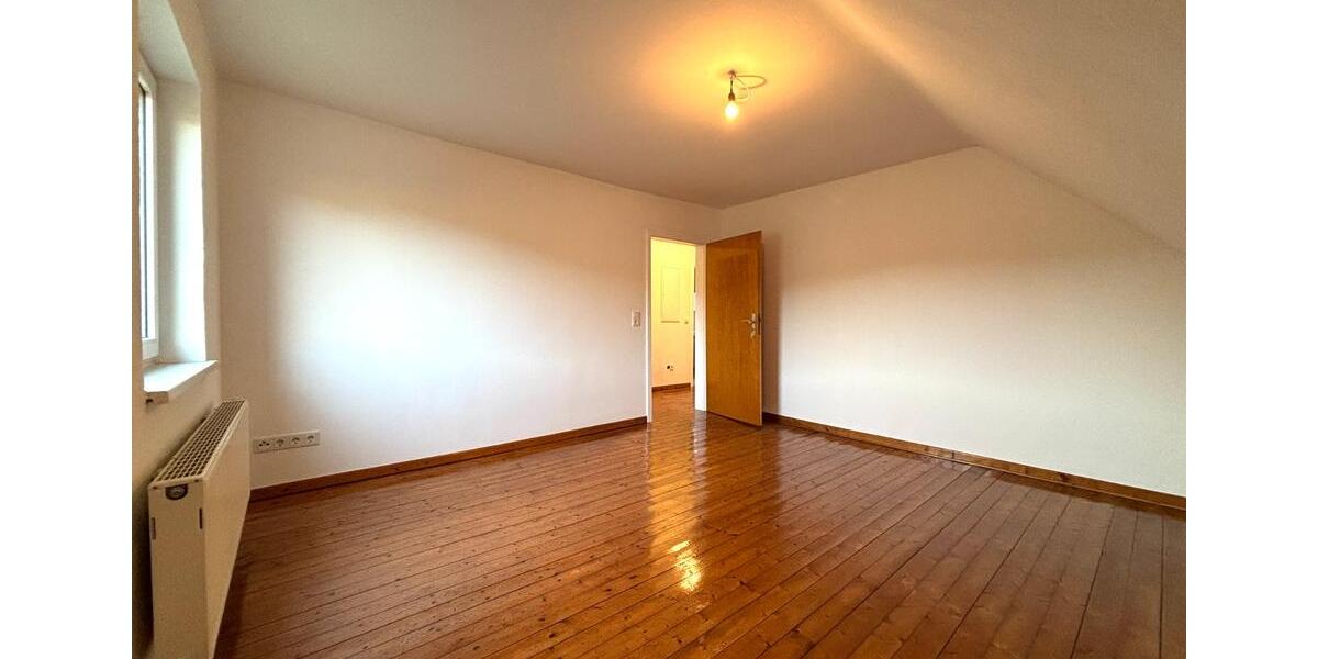 Dachgeschoßwohnung Daun - 2 Zimmer, 53 m&sup2;, 450&euro; | Angebot:24555525