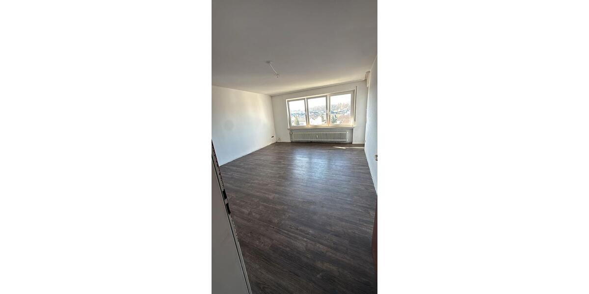Etagenwohnung Korbach - 4 Zimmer, 86 m&sup2;, 800&euro; | Angebot:26023566