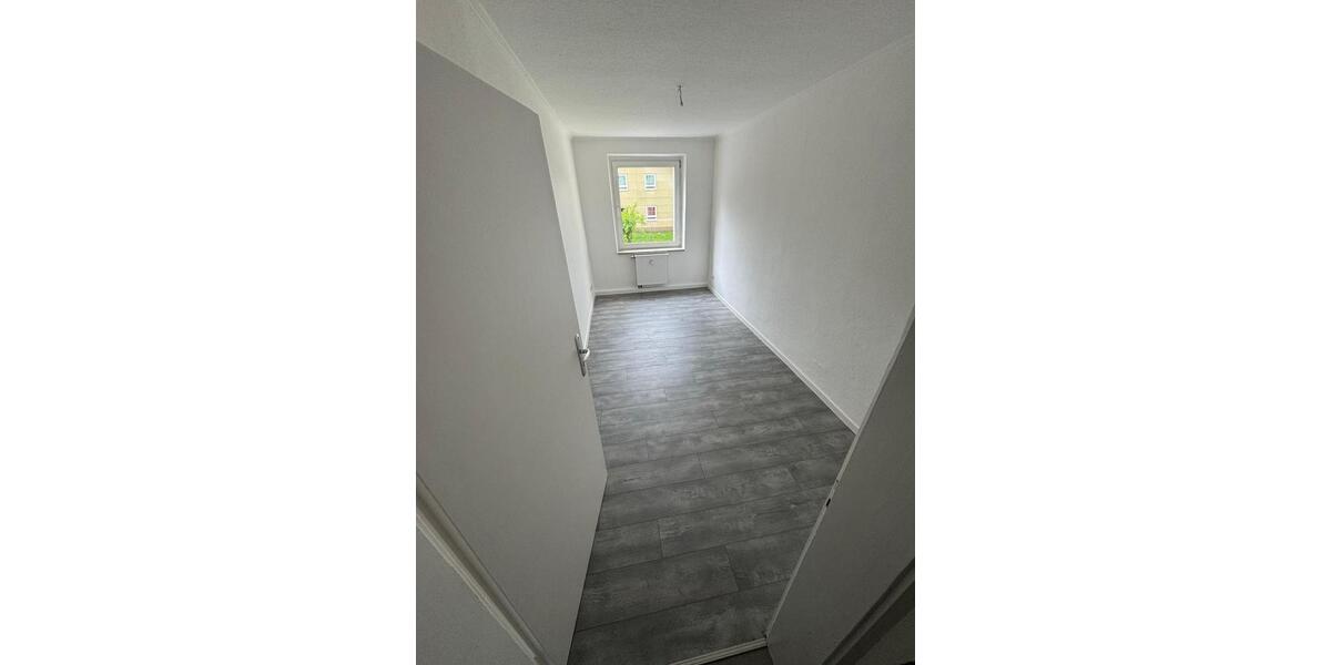 Etagenwohnung Udestedt - 4 Zimmer, 65 m&sup2;, 950&euro; | Angebot:26045563
