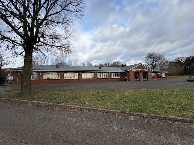 Einfamilienhaus Kellinghusen - 1 Zimmer, 4.000&euro; | Angebot:26105176