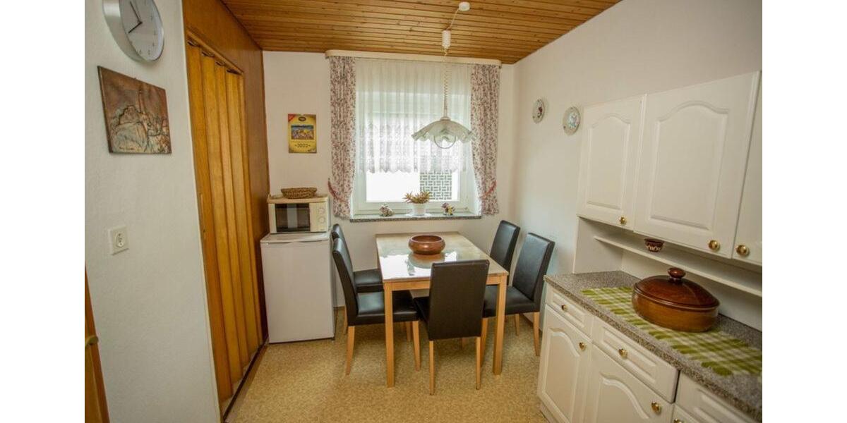 Wohnen auf Zeit Thierstein - 5 Zimmer, 60 m&sup2;, 15&euro; | Angebot:17111581