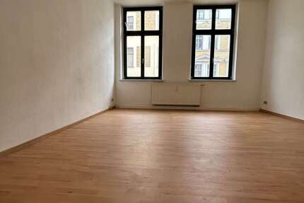 Wohnung zum Mieten in Magdeburg 337 € 51.91 m² 2 zimmer