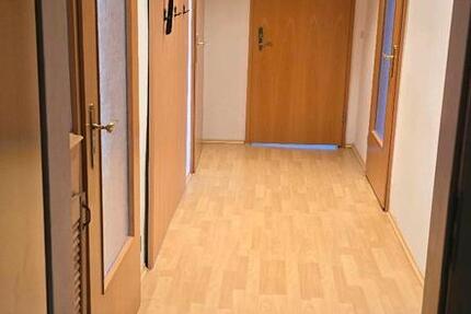 Wohnung Auerbach/Vogtland Vogtland - 4 Zimmer, 73 m&sup2;, 350&euro; | Angebot:26032023