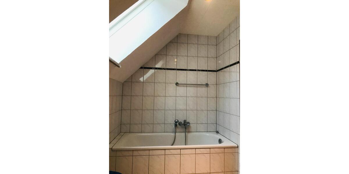 Dachgeschoßwohnung Dömitz - 3 Zimmer, 79 m&sup2;, 480&euro; | Angebot:25893430