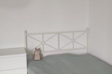 Großes Zimmer in der 2er WG