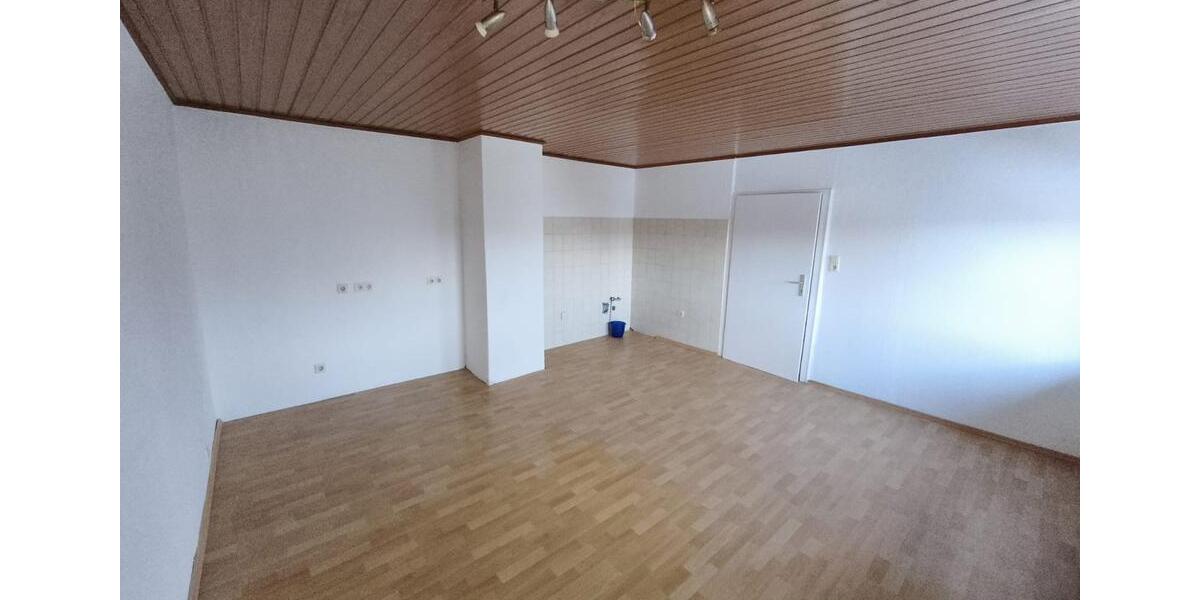 Dachgeschoßwohnung Seesen - 3 Zimmer, 77 m&sup2;, 540&euro; | Angebot:23859437