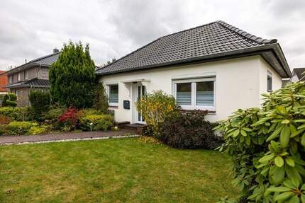 *** EFH - 2 ZKB - RENOVIERT und SANIERT in 2017 mit GARAGE *** 2 zimmer