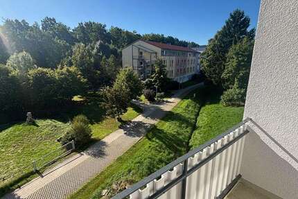 Wohnung Eschenbach in der Oberpfalz - 4 Zimmer, 86 m&sup2;, 858&euro; | Angebot:23122516