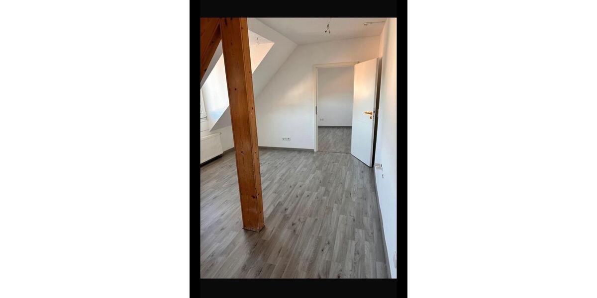 Dachgeschoßwohnung Mönchengladbach Süd - 1.5 Zimmer, 45 m&sup2;, 700&euro; | Angebot:26618844