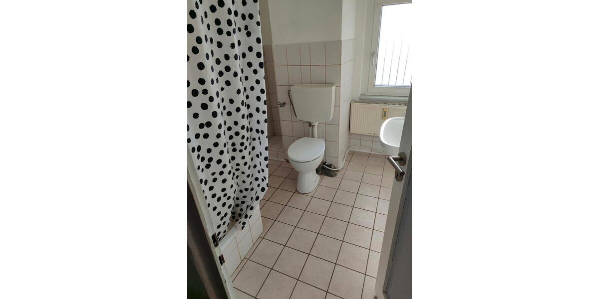 Etagenwohnung Weida - 2 Zimmer, 50 m&sup2;, 300&euro; | Angebot:25304483