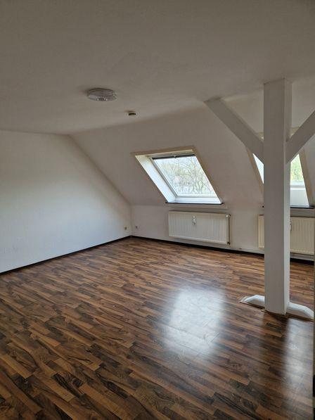 Dachgeschoßwohnung Celle - 2 Zimmer, 53 m&sup2;, 410&euro; | Angebot:26532129