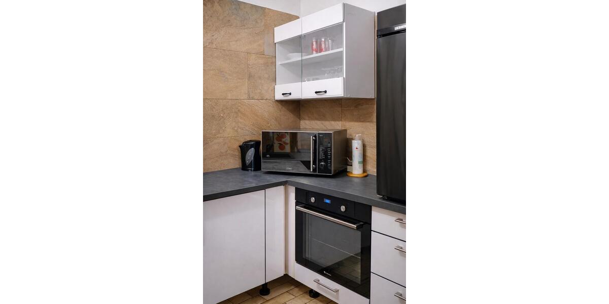 Etagenwohnung Hagen im Bremischen - 8 Zimmer, 400 m&sup2;, 20&euro; | Angebot:25340503