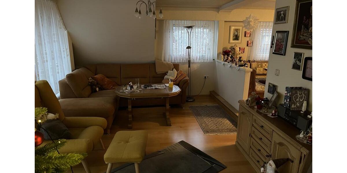 Erdgeschoßwohnung Weilheim an der Teck - 3.5 Zimmer, 87 m&sup2;, 1.030&euro; | Angebot:25792393