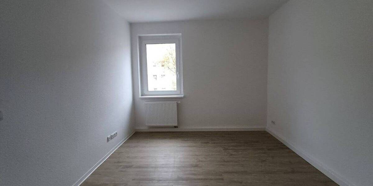 Etagenwohnung Merseburg Kötzschen - 2 Zimmer, 56 m&sup2;, 350&euro; | Angebot:25694731