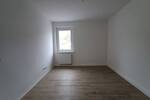 Etagenwohnung Merseburg Kötzschen - 2 Zimmer, 56 m&sup2;, 350&euro; | Angebot:25694731